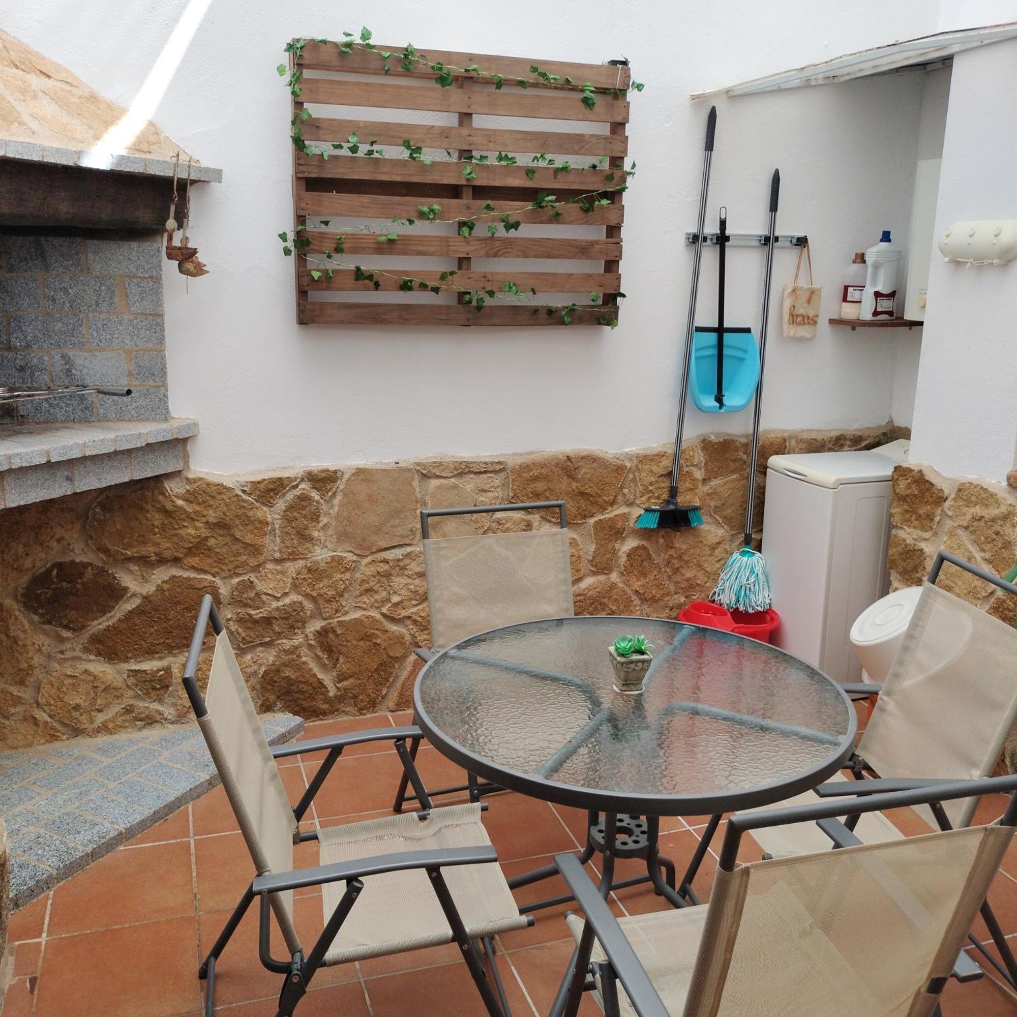 La Casina De Carmina Apartment Arroyomolinos de Montanchez Bagian luar foto